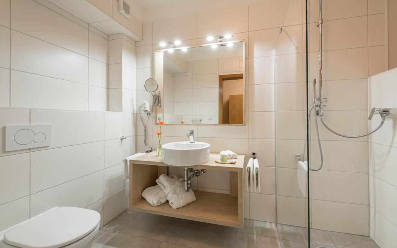 Hotel Bamboo Coldrano Ngoại thất bức ảnh