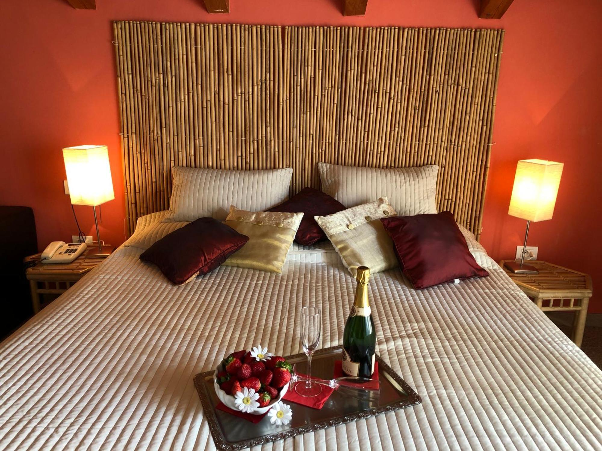 Hotel Bamboo Coldrano Phòng bức ảnh